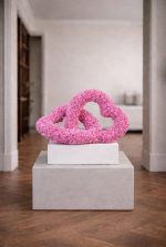 Infinite Heart Sculpture - Image 2